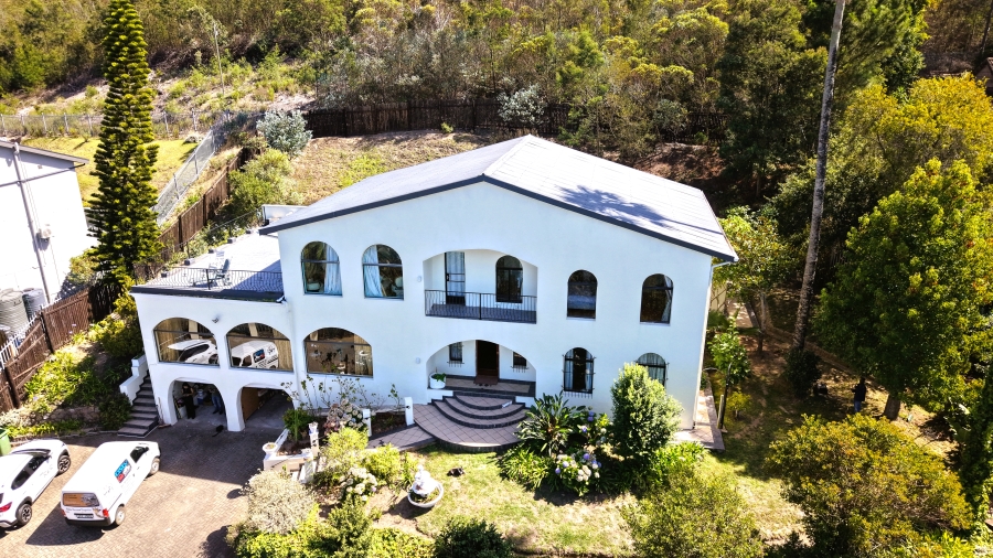 To Let 5 Bedroom Property for Rent in Old Place Western Cape